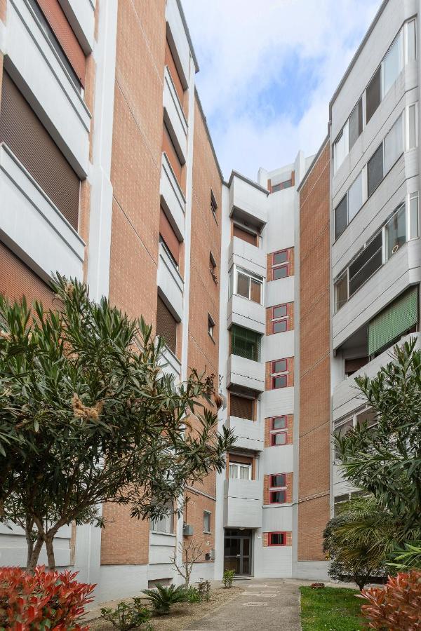 Biscay Bay With Balconies Apartment